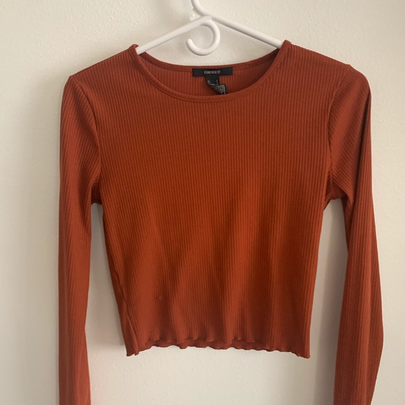 long sleeve crop top - Picture 2 of 2